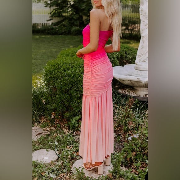 NWOT Flying Tomato Pink Ombré Ruched Maxi Dress - Picture 4 of 8